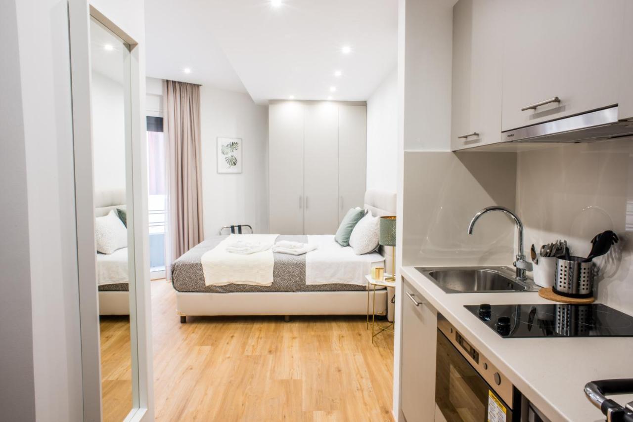 A24 Pristine&sunny suite near Plaka&Parthenon Athen Exterior foto